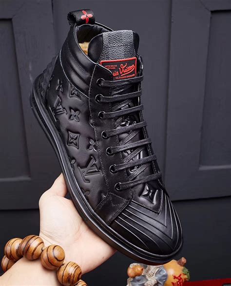 prezzi scarpe louis vuitton uomo|Scarpe Louis Vuitton SALDI: Acquista da 600,00 .